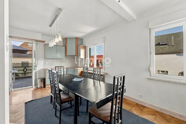 Appartement de 3 pièces de 95 m² avec terrasse-cave-parking