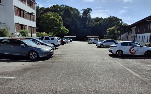 Appartement à vendre    2 pièces • 43,51 m2 Remire-Montjoly