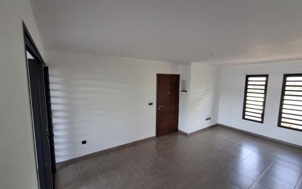 Appartement à vendre    2 pièces • 43,51 m2 Remire-Montjoly