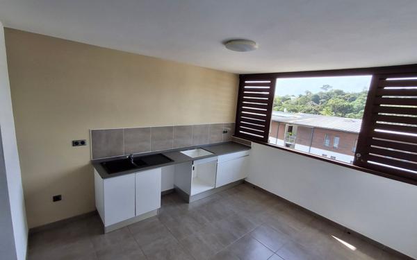 Appartement à vendre    2 pièces • 43,51 m2 Remire-Montjoly