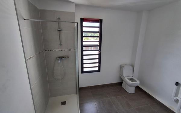 Appartement à vendre    2 pièces • 43,51 m2 Remire-Montjoly