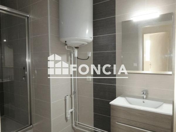 Location Appartement 3 pièces 75.02 m² - RUE ALFRED DE VIGNY Oloron Sainte Marie 64400