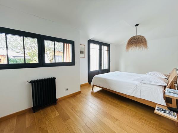 Maison 6 pièce(s) 5 chambre(s) 186 m²