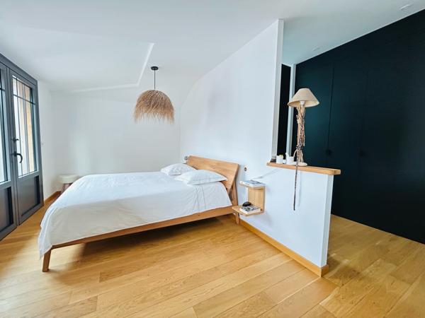 Maison 6 pièce(s) 5 chambre(s) 186 m²