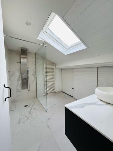 Maison 6 pièce(s) 5 chambre(s) 186 m²