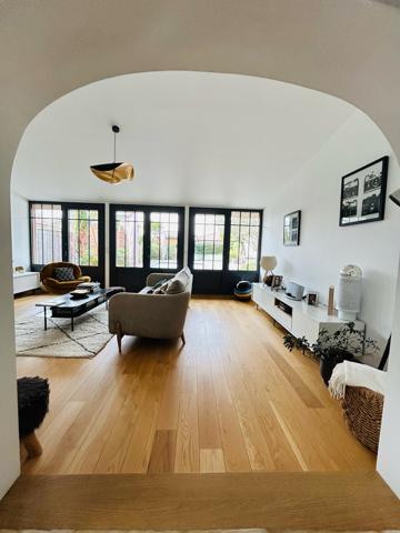 Maison 6 pièce(s) 5 chambre(s) 186 m²