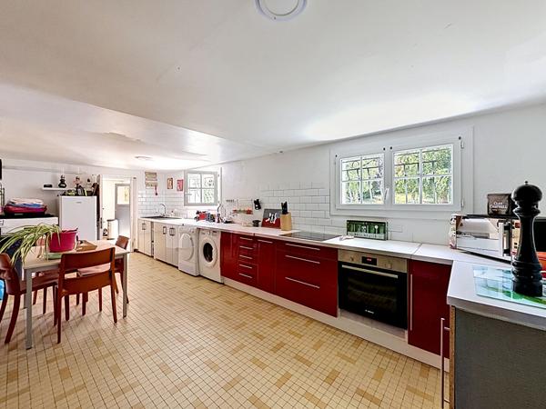 Achat maison Amboise 159 m² sur magnifique parc arboré avec piscine.