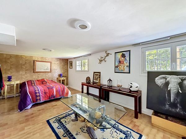 Achat maison Amboise 159 m² sur magnifique parc arboré avec piscine.