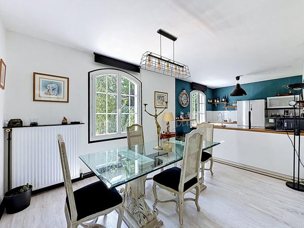 Achat maison Amboise 159 m² sur magnifique parc arboré avec piscine.