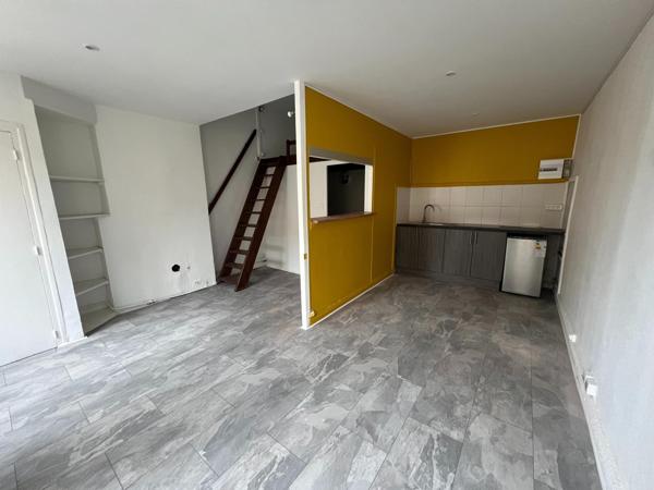 Appartement à SAINT-ETIENNE, 42000 - 1 pièce 28m²