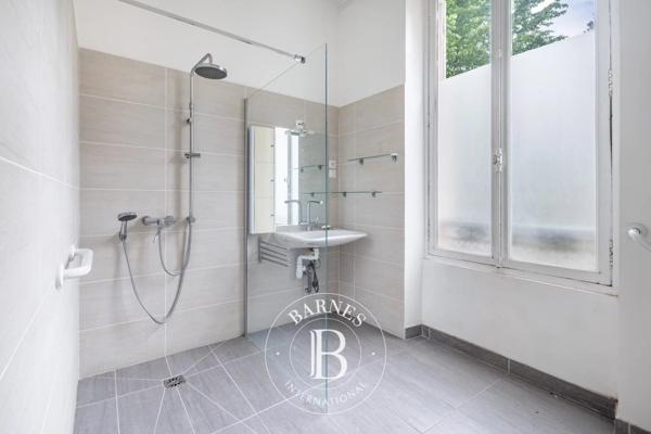 Saint-Germain-en-Laye, Maison 7 Chambres -  244 m² à vendre