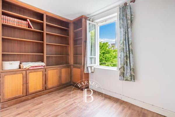 Saint-Germain-en-Laye, Maison 7 Chambres -  244 m² à vendre