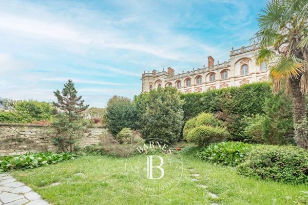 Saint-Germain-en-Laye, Maison 7 Chambres -  244 m² à vendre