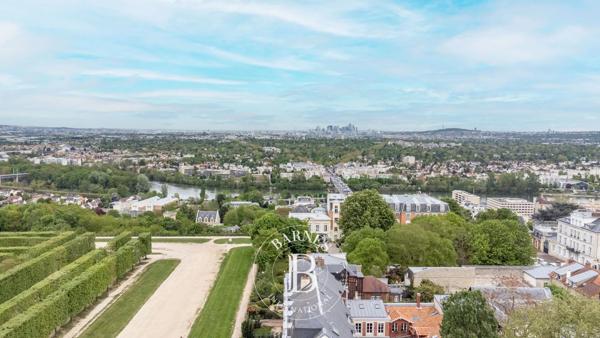 Saint-Germain-en-Laye, Maison 7 Chambres -  244 m² à vendre