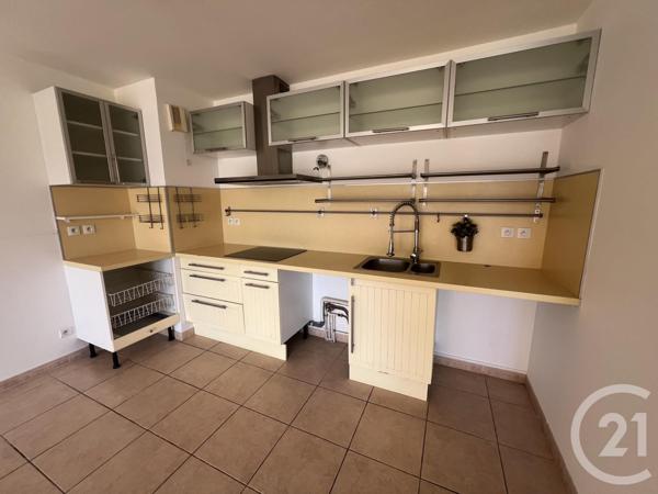 Appartement F4 à vendre  4 pièces - 92,39 m2 HYERES - 83