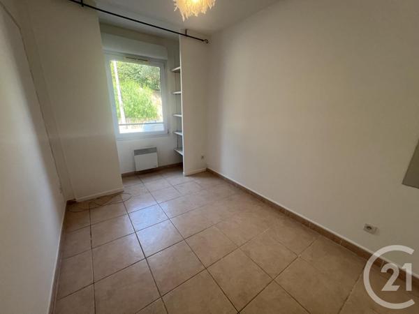 Appartement F4 à vendre  4 pièces - 92,39 m2 HYERES - 83