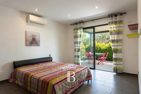Porticcio, Villa 7 Chambres -  323 m² à vendre