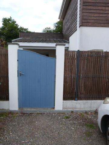 A VENDRE - Studio de plain-pied avec extérieur et parking à Pessac.