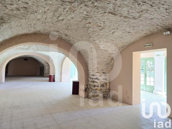 Maison à vendre 8 pièces 219 m² Nîmes