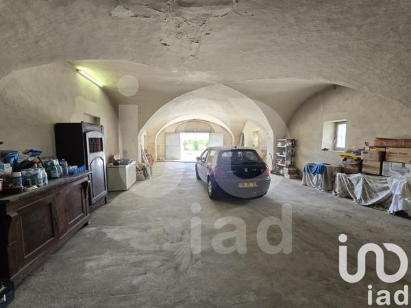 Maison à vendre 8 pièces 219 m² Nîmes