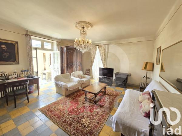 Maison à vendre 8 pièces 219 m² Nîmes