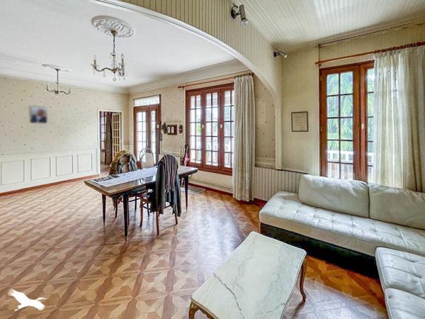 Maison à vendre |  Poissy |  7 pièces | 231 m²