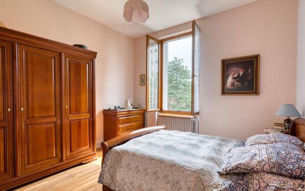 Maison à vendre    6 pièces • 165 m2 Lyon 3