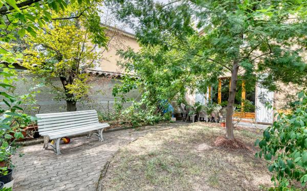 Maison à vendre    6 pièces • 165 m2 Lyon 3