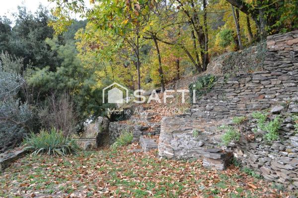 Maison 40 m2 avec terrain attenant 1864 m2