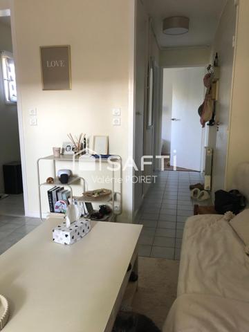 CHARMANT APPARTEMENT AVEC JARDIN