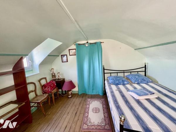 Maison ancienne avec dépendance