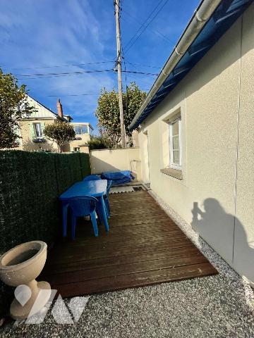 Maison ancienne avec dépendance