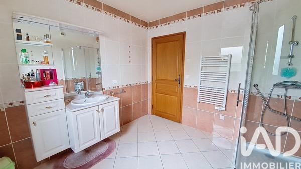 Appartement à vendre 5 pièces 113 m² Bourg-Achard