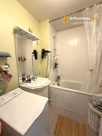 Vente                                                      Appartement
                        
                     3 pièces                      59 m2                     à Bruz