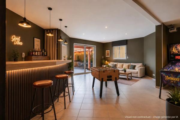 Vourles - Secteur résidentiel - Maison familiale de 325 m² - Terrain avec piscine de 1716 m² - 5 chambres