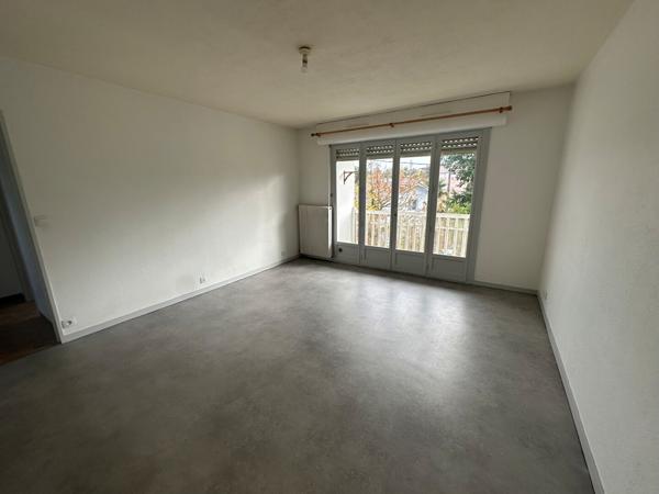 A LOUER Appartement T2 vide MONT DE MARSAN centre ville cave garage balcon
