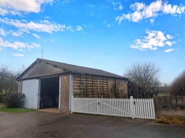 A VENDRE - MAISON CAMPAGNE EN HAMEAU - JARDIN