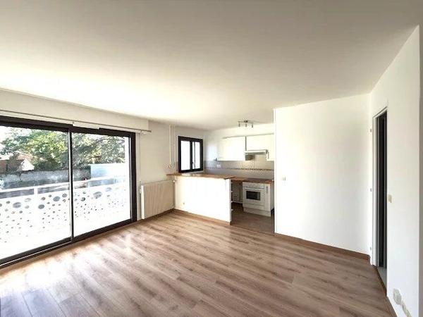 Location Appartement 1 pièces 36 m2 à Combs-la-Ville