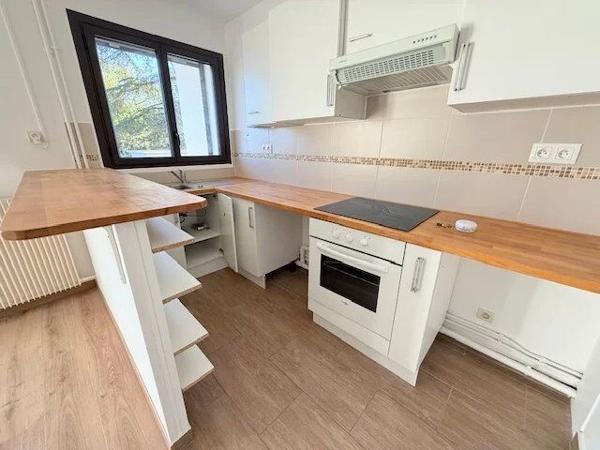 Location Appartement 1 pièces 36 m2 à Combs-la-Ville