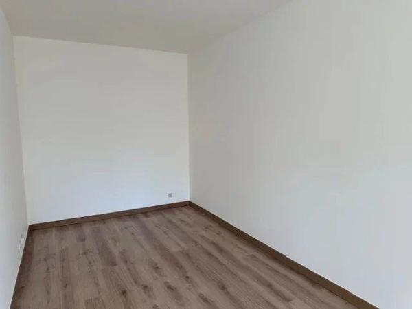 Location Appartement 1 pièces 36 m2 à Combs-la-Ville