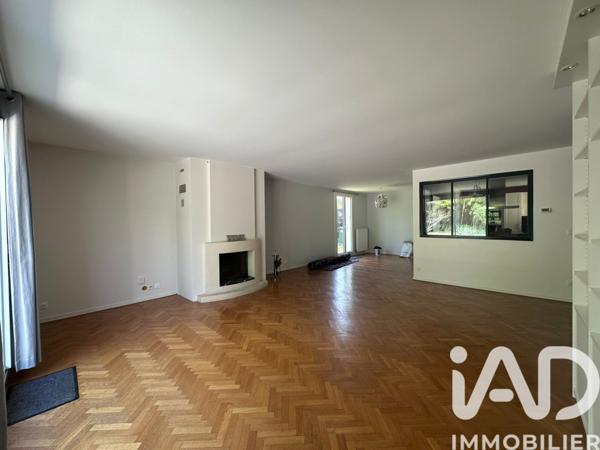 Maison à vendre 5 pièces 146 m² Saint-Cyr-sur-Loire