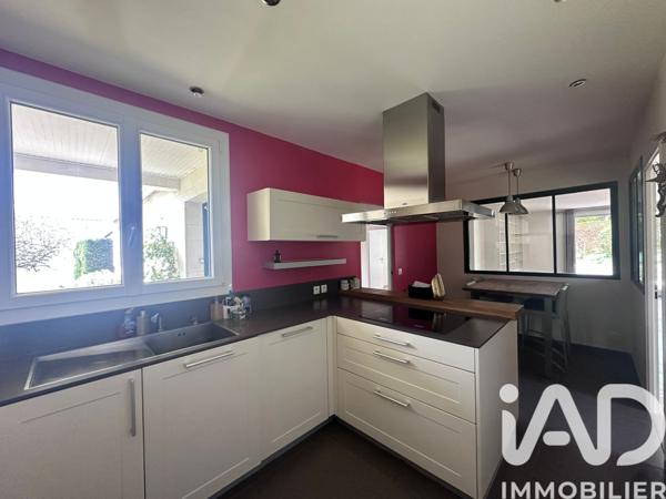 Maison à vendre 5 pièces 146 m² Saint-Cyr-sur-Loire