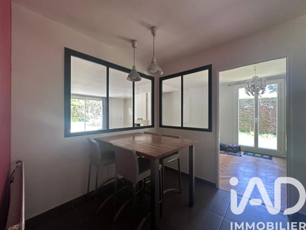 Maison à vendre 5 pièces 146 m² Saint-Cyr-sur-Loire
