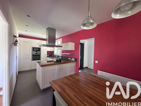 Maison à vendre 5 pièces 146 m² Saint-Cyr-sur-Loire