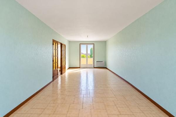 Maison Varennes Vauzelles, 3 chambres potentielles, garage, écoles, commerces, bus