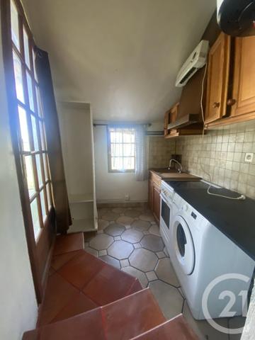 Maison à vendre  2 pièces - 35 m 2   MARSEILLE  - 13011