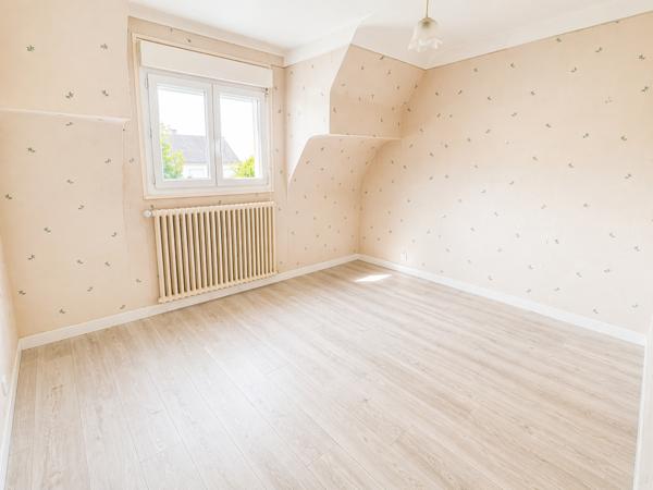 Guérande (44350) Maison familiale 4 chambres – 116 m² – Terrain 933 m² – Proche remparts de Guérande