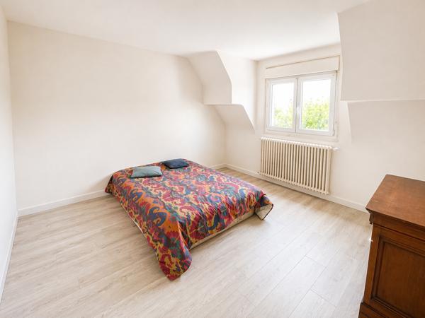 Guérande (44350) Maison familiale 4 chambres – 116 m² – Terrain 933 m² – Proche remparts de Guérande