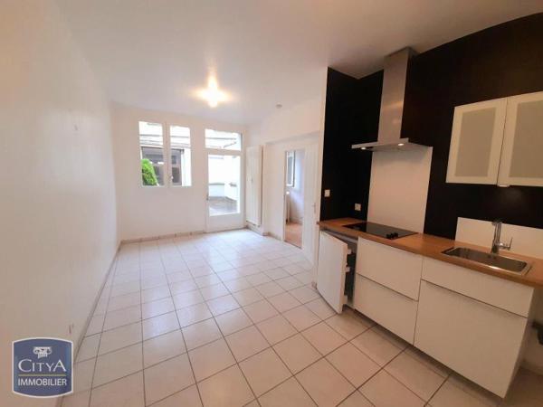 Appartement à louer 2 pièces 31.36m² Azay-le-Rideau (37190)