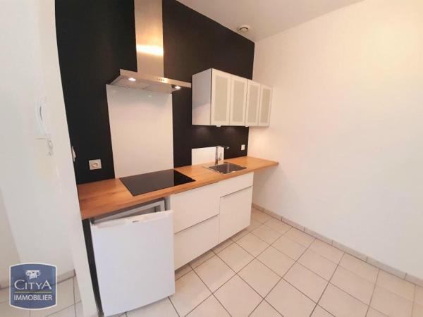 Appartement à louer 2 pièces 31.36m² Azay-le-Rideau (37190)